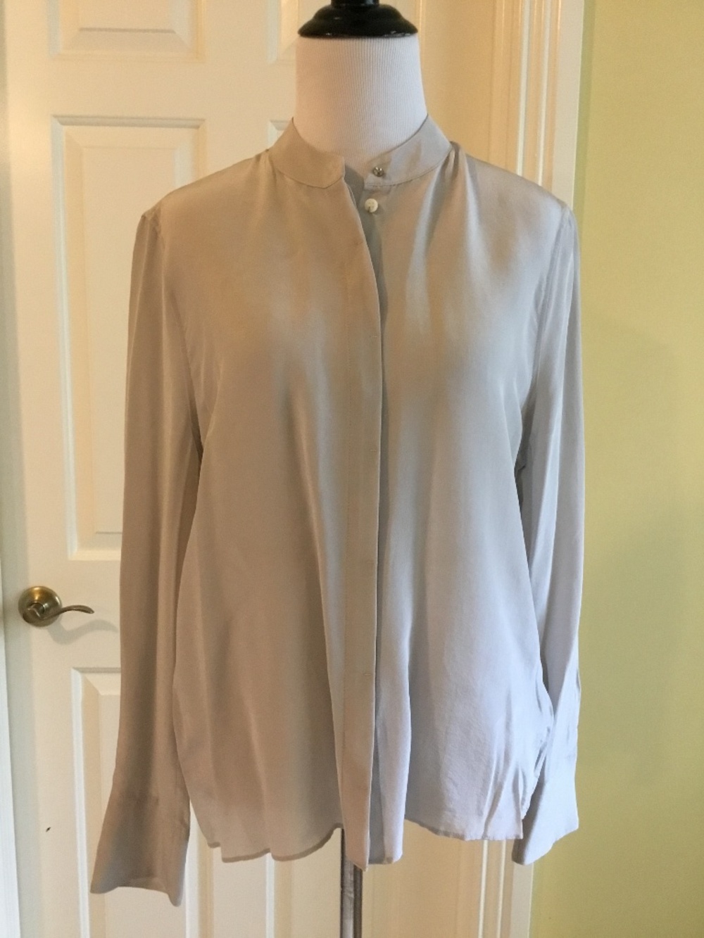 ALLSAINTS Light Gray Minimalist Button-Front Blouse